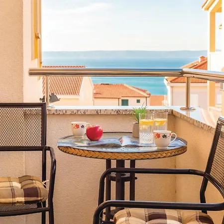 Two-bedroom In * Makarska