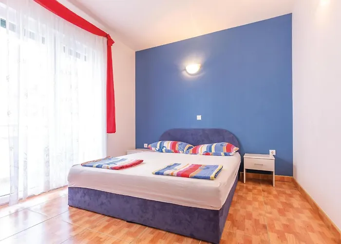 Two-bedroom In Makarska