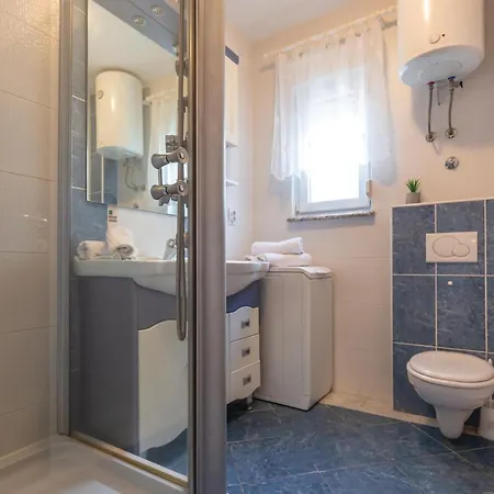 Two-bedroom In * マカルスカ